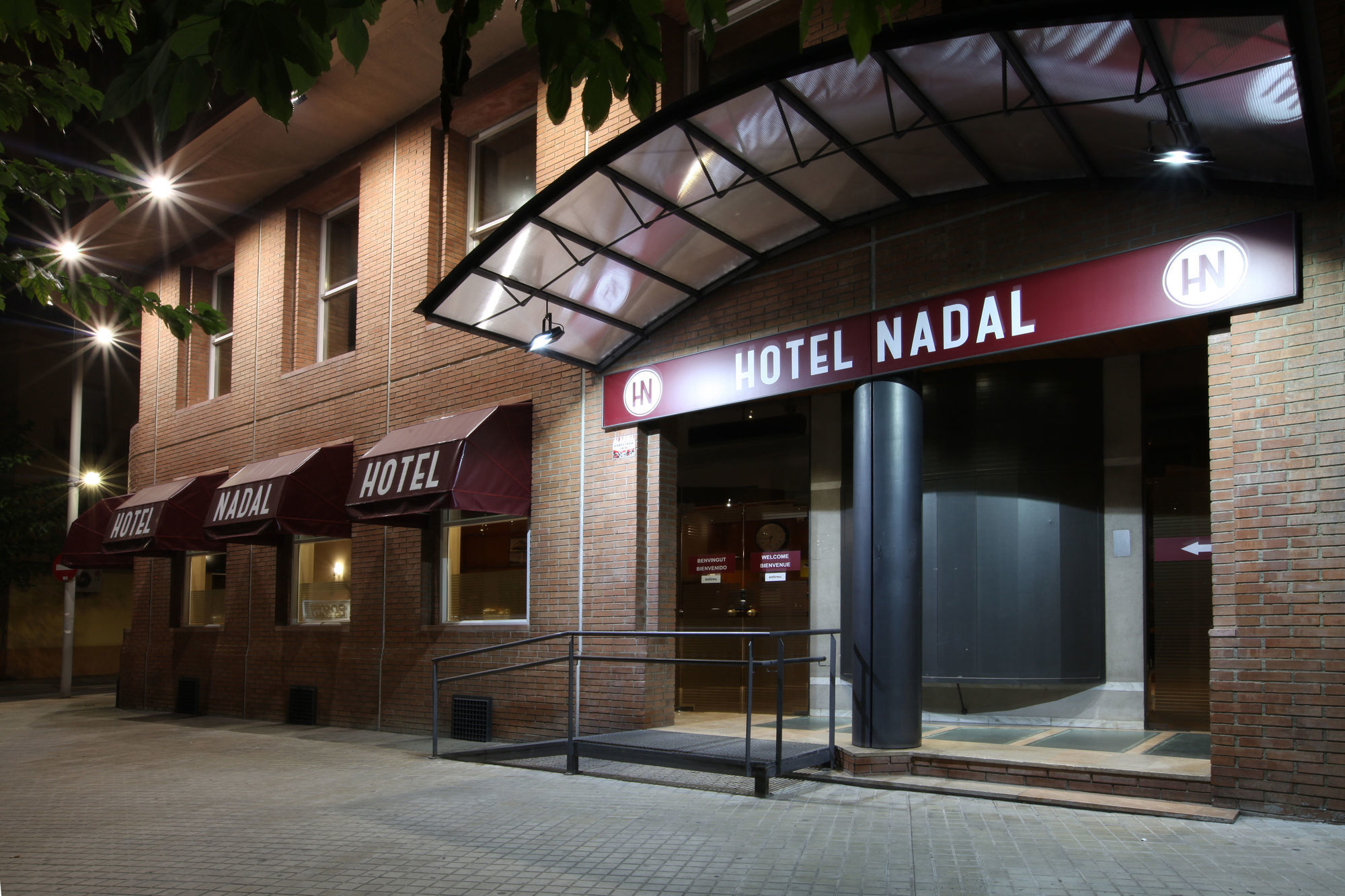 Hotel Nadal Lleida Exteriör bild